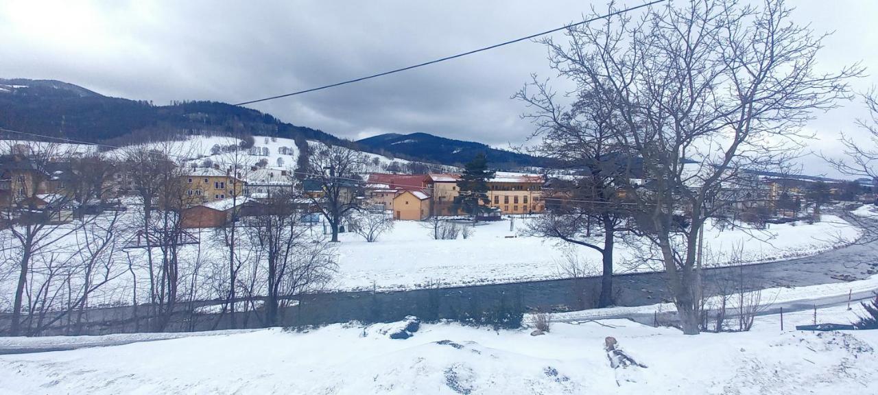 Prazdninovy Dum Za Stodolou Villa Ceska Ves Exterior photo